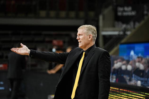 John Patrick (MHP Riesen Ludwigsburg) gibt Anweisungen, GER, MHP Riesen Ludwigsburg vs. Basketball Loewen Braunschweig, 10.02.2021, 17. Spieltag easycredit Basketball Bundesliga, Spielzeit 2020 2021. GER, MHP Riesen Ludwigsburg vs. Basketball Loewen Braunschweig, 10.02.2021, 17. Spieltag easycredit Basketball Bundesliga, Spielzeit 2020 2021 Ludwigsburg Copyright: xEibnerxPressefoto MichaelxMemmlerx EP_MMR