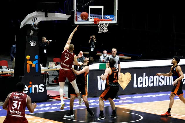 10.02.2021, easyCredit Basketball Bundesliga, BBL, Saison 2020 2021, Herren, Chemnitz Niners - Rasta Vechta Jonas Richter, Niners Chemnitz Chemnitz Messe Chemnitz Sachsen Germany