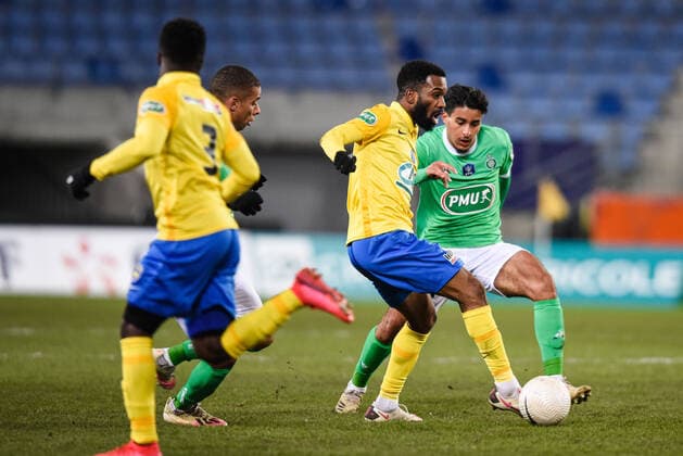 Fabien OUREGA ( Sochaux ) - Alman Moueffek ( Saint Etienne ) - FOOTBALL : Sochaux vs Saint Etienne - Coupe de France - Sochaux - 11 02 2021 FedericoPestellini Panoramic 