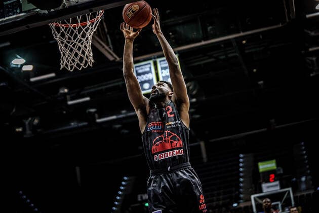 Basketball Oldenburg 12.02.2021 Saison 2020 2021 easyCredit BBL: 18. Spieltag: EWE Baskets - JobStairs GIESSEN 46ers Basketball Oldenburg 12.02.2021 Saison 2020 2021 easyCredit BBL: 18. Spieltag: EWE Baskets - JobStairs GIESSEN 46ers 2, ISAAC BRANDON HAMILTON, JobStairs GIESSEN 46ers nur redaktionelle Verwendung - kommerzielle Verwendung Nutzung nur nach Absprache mit dem Fotografen Oldenburg Deutschland