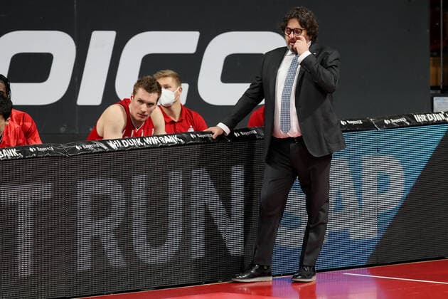 Trainer Andrea Trinchieri (FCBB) waehrend dem 18.Spieltag in der Beko BBL Bundesliga am 12.02.2021. GER, Basketballl, Beko BBL Bundesliga, FC Bayern Basketball gegen Fraport Skyliners, 12.02.2021 Muenchen Copyright: xMarcelxEngelbrechtx Eibner-Pressefotox EP_met