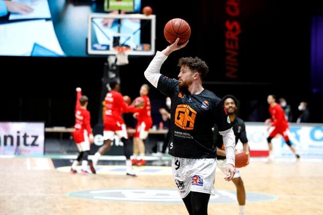 12.02.2021, easyCredit Basketball Bundesliga, BBL, Saison 2020 2021, Herren, Chemnitz Niners - Brose Bamberg Dominique Johnson, Niners Chemnitz Chemnitz Messe Chemnitz Sachsen Germany