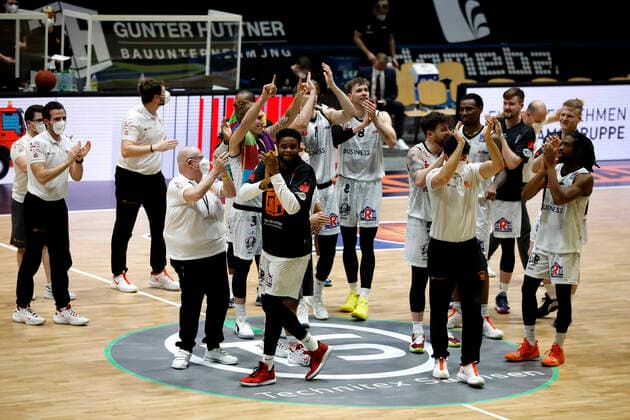 12.02.2021, easyCredit Basketball Bundesliga, BBL, Saison 2020 2021, Herren, Chemnitz Niners - Brose Bamberg Sieger Niners Chemnitz Chemnitz Messe Chemnitz Sachsen Germany