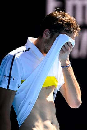 TENNIS AUSTRALIAN OPEN, Daniil Medvedev of Russia reacts during his third Round Men s singles match against Filip Krajinovic of Serbia on Day 6 of the Australian Open at Melbourne Park in Melbourne, Saturday, February 13, 2021. ( NO ARCHIVING, EDITORIAL USE ONLY, NO USE IN BOOKS WITHOUT CONSENT MELBOURNE VIC AUSTRALIA  Copyright: xDEANxLEWINSx 20210213001520256079