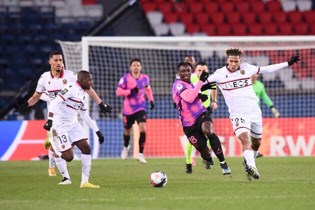 18 BIOTY MOISE KEAN (PSG) - 25 JEAN CLAIR TODIBO (NICE) FOOTBALL : Paris SG vs Nice - Ligue 1 Uber Eats - 13 02 2021 FEP Panoramic 