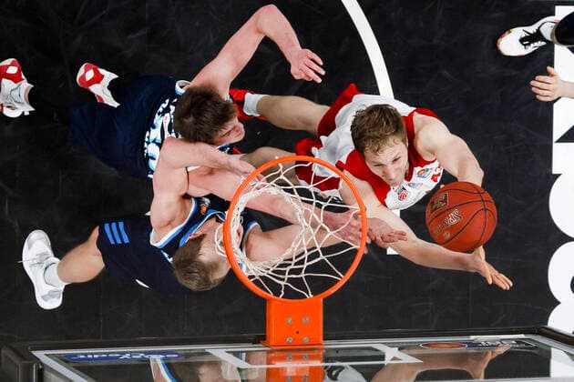 rechts Christian Sengfelder (Brose Bamberg, 43) links unten Luke Sigma (Alba Berlin, 43) links oben Ben Lammers (Alba Berlin, 50) Brose Bamberg - Alba Berlin - easyCredit-BBL - Basketball Bundesliga - Basketball Saison 2020 21 - 19. Spieltag, 14.02.2021 Bamberg, Brose Arena ASV-Autoren-Nummer: 4026335 Copyright: DanielxLöb