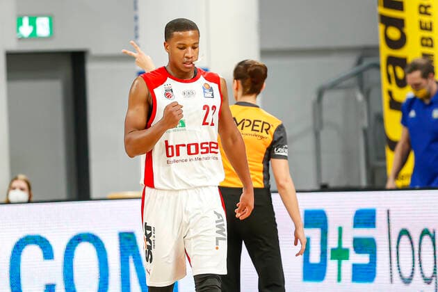Devon Hall (Brose Bamberg, 22) Brose Bamberg - Alba Berlin - easyCredit-BBL - Basketball Bundesliga - Basketball Saison 2020 21 - 19. Spieltag, 14.02.2021 Bamberg, Brose Arena ASV-Autoren-Nummer: 4026335 Copyright: DanielxLöb