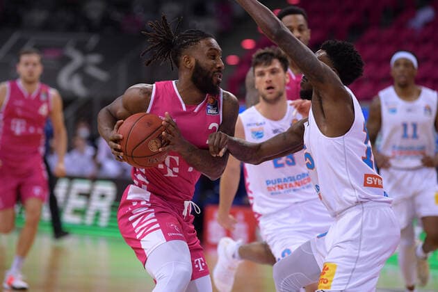 easyCredit BBL, Telekom Baskets Bonn vs. Syntainics MBC, 14.02.2021 Xavier Pollard (Telekom Baskets Bonn 2), easyCredit BBL, Telekom Baskets Bonn vs. Syntainics MBC am 14.02.2021 im Telekom Dome Bonn, Bonn (Nordrhein-Westfalen) Copyright: xBEAUTIFULxSPORTS Mueller-Laschetx