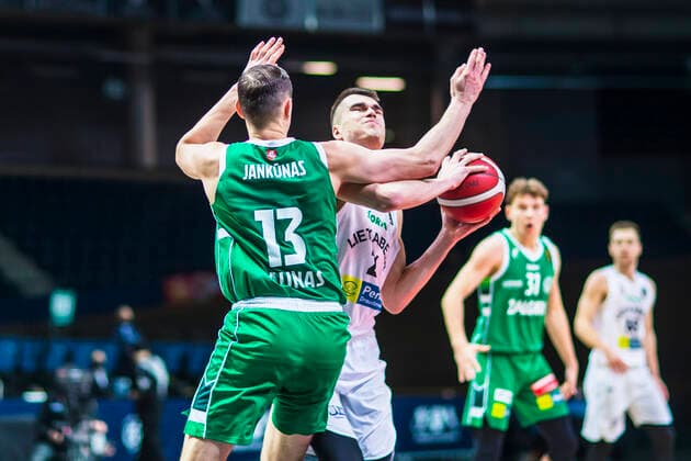 2021-02-14 Panevezys Lithuania. Lithuanian basketball Cup (Karaliaus Mindaugo Taure) final Zalgiris Kaunas vs Lietkabelis Panevezys at Cido arena in Panevezys on Sunday 14 of February 2021. Panevezys Lithuania  Copyright: xKarolisxKavolelisx sport basketball cup