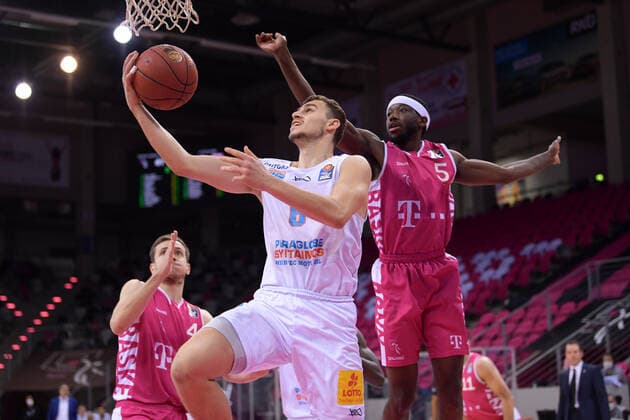 easyCredit BBL, Telekom Baskets Bonn vs. Syntainics MBC, 14.02.2021 Marko Krstanovic (Syntainics MBC 6), easyCredit BBL, Telekom Baskets Bonn vs. Syntainics MBC am 14.02.2021 im Telekom Dome Bonn, Bonn (Nordrhein-Westfalen) Copyright: xBEAUTIFULxSPORTS Mueller-Laschetx