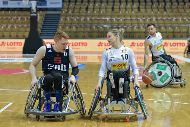 RBBL; RSV Lahn-Dill - BBC Muensterland, 14.02.21 Soeren Gebauer ( 0 BBC Muensterland), Catharina Weiss ( 10 RSV Lahn-Dill) Rittal Arena, Wetzlar, 14.02.21 Copyright: xBEAUTIFULxSPORTS Roeczeyx