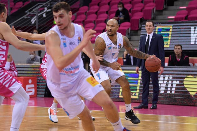 easyCredit BBL, Telekom Baskets Bonn vs. Syntainics MBC, 14.02.2021 Sergio Kerusch (Syntainics MBC 7), easyCredit BBL, Telekom Baskets Bonn vs. Syntainics MBC am 14.02.2021 im Telekom Dome Bonn, Bonn (Nordrhein-Westfalen) Copyright: xBEAUTIFULxSPORTS Mueller-Laschetx