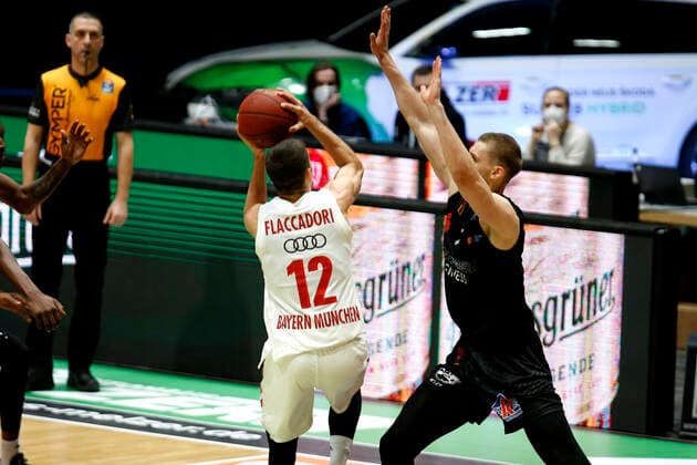 14.02.2021, easyCredit Basketball Bundesliga, BBL, Saison 2020 2021, Herren, Chemnitz Niners - FC Bayern München Basketball Diego Flaccadori, FC Bayern Basketball Chemnitz Messe Chemnitz Sachsen Germany