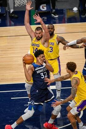 Los Angeles Lakers center Marc GasolÊ(C-T) defends against Minnesota Timberwolves center Karl-Anthony Towns (32) during second half of the NBA, Basketball Herren, USA basketball game between the Los Angeles Lakers and the Minnesota Timberwolves at Target Center in Minneapolis, Minnesota, USA, 16 February, 2021. Los Angeles Lakers vs. Minnesota Timberwolves !ACHTUNG: NUR REDAKTIONELLE NUTZUNG!  Copyright: xCRAIGxLASSIGx AME6284 20210217-637491314193977137