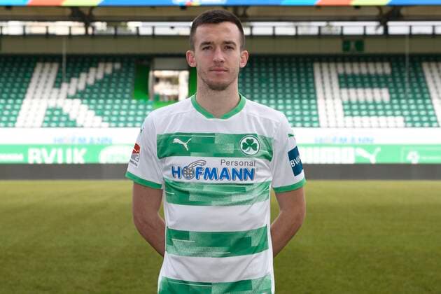 17.02.2021 - SpVgg Spielvereinigung Greuther Fürth ( Kleeblatt ) - Saison 2020 2021 - Fototermin Porträttermin - - Marijan Cavar (8, SpVgg Greuther Fürth ) - Einzelbild Einzelfoto Portrait Porträt Kopfbild