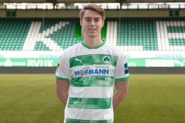 17.02.2021 - SpVgg Spielvereinigung Greuther Fürth ( Kleeblatt ) - Saison 2020 2021 - Fototermin Porträttermin - - Gian Luca Gian-Luca Itter (27, SpVgg Greuther Fürth ) - Einzelbild Einzelfoto Portrait Porträt Kopfbild