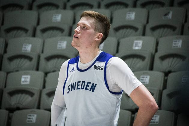 210217 Pa denna handoutbild fran Basketförbundet ses Jonas Jerebko under en träning med det svenska landslaget inför EM-kvalet i basket den 17 februari 2021 i Istanbul, Turkiet. Copyright: ISACxSOLINAW SWEDENxBASKETBALL BB210217ZV037