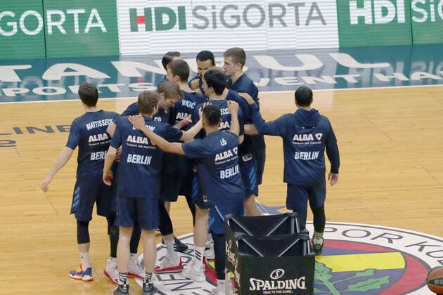 Players of Alba Berlin during the Turkish Airlines Euroleague basketball match between Fenerbahce Beko and Alba Berlin at Ulker arena in Istanbul , Turkey on February 19 , 2021. 