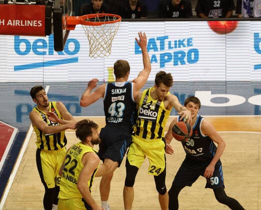 Nando De Colo (L) , Danilo Barthel (22) , Jan Vesely (24) of Fenerbahce and Luke SÄ±kma (43 ) , Ben Lammers (50) of Alba Berlin during the Turkish Airlines Euroleague basketball match between Fenerbahce Beko and Alba Berlin at Ulker arena in Istanbul , Turkey on February 19 , 2021. 