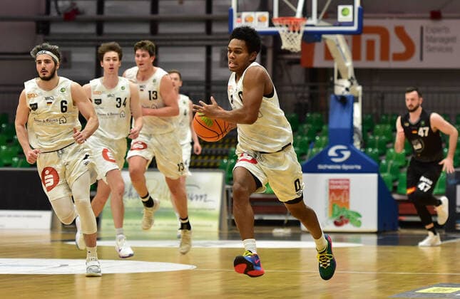 19.02.2021 - Basketball - Saison 2020 2021 - 2. Bundesliga Pro-A - 22. Spieltag: Nürnberg Falcons Basketball Club NBC - Kirchheim Knights - OGo - Martin Bogdanov (6, Nürnberg Falcons BC NBC ) Jackson Ross Kent (34, Nürnberg Falcons BC NBC ) Jonathan Maier (13, Nürnberg Falcons BC NBC ) Tra Holder (0, Nürnberg Falcons BC NBC ) Andreas Kronhardt (47, Kirchheim Knights )