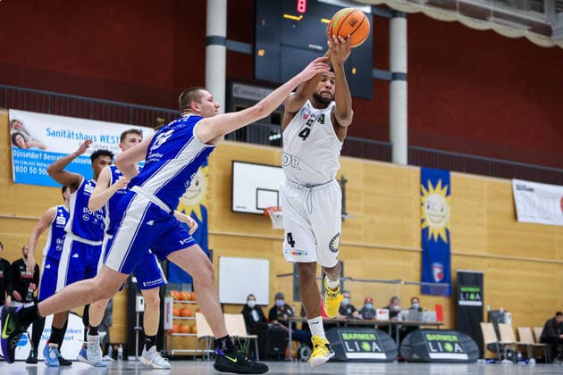 ART Giants Duesseldorf gegen TKS 49ers Stahnsdorf, 20.02.2021 Quadre Lollis ( 4 ART Giants Duesseldorf); ART Giants Duesseldorf gegen TKS 49ers Stahnsdorf am 20.02.2021, Duesseldorf Oberkassel. Copyright: xBEAUTIFULxSPORTS KennyxBeelex