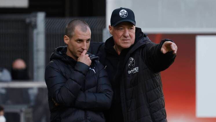v. li. Co-Trainer Stefan Kulovits und Interimstrainer Gerhard Kleppinger (SV Sandhausen), 20.02.2021, Fussball, 2. Bundesliga 2020 2021, 22. Spieltag, SC Paderborn 07 - SV Sandhausen, GER, Benteler-Arena in Paderborn, DFL REGULATIONS PROHIBIT ANY USE OF PHOTOGRAPHS AS IMAGE SEQUENCES AND OR QUASI-VIDEO.