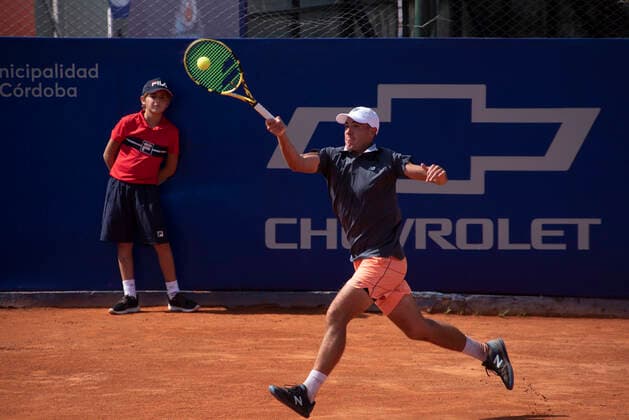 February 22, 2021, Cordoba Capital, Cordoba, Argentina: The American tennis player Ernesto Escobedo, number 207 of the ATP, Tennis Herren lost before the Argentine tennis player Tomas Martin Etcheverry, number 234 of the ATP, by 7-5 and 7-5 Cordoba Capital Argentina - ZUMAb196 20210222_zip_b196_036 Copyright: xDanielxBustosx