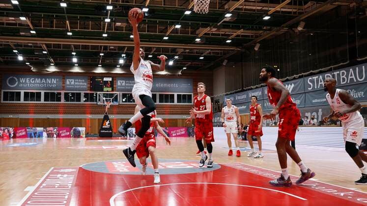24.02.2021, Basketball, BBL 2020 2021, 17. Spieltag, s.Oliver Wuerzburg - JobStairs GIESSEN 46ers, GER, s.Oliver Arena in Wuerzburg Bild: Diante Garrett (JobStairs GIESSEN 46ers), Copyright: HMBxMedia xHeikoxBecker