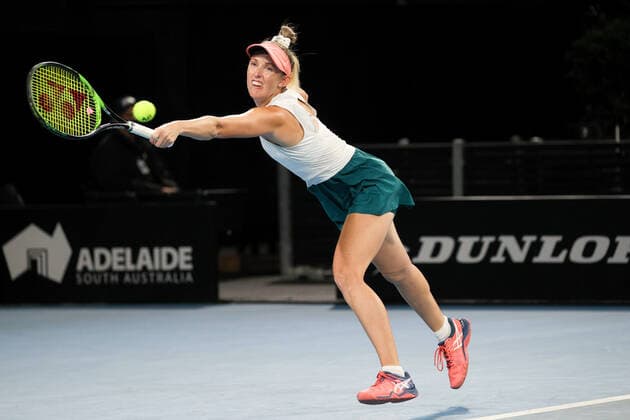 ADELAIDE, AUSTRALIA - FEBRUARY 25: Storm Sanders of Australia plays a shot against Belinda Bencic of Switzerland during their singles match on day four of the Adelaide International tennis tournament at Memorial Drive on February 25, 2021 in Adelaide, Australia. (Photo by Peter Mundy Speed Media Icon Sportswire) TENNIS: FEB 25 - Adelaide International Icon210225251