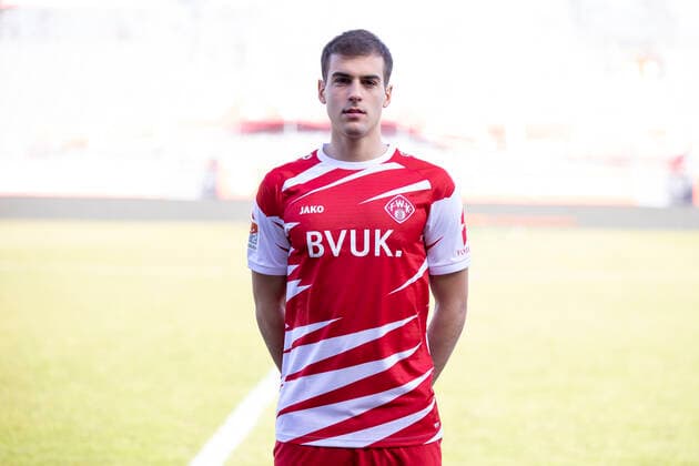 Vladimir Nikolov, FC Würzburger Kickers, 2. Bundesliga, Porträttermin 2020 2021, Copyright: FWK HMBxMedia xHeikoxBecker