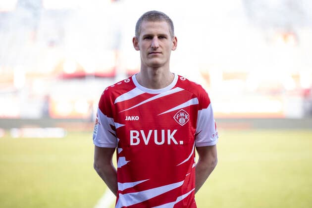 Niklas Hoffmann, FC Würzburger Kickers, 2. Bundesliga, Porträttermin 2020 2021, Copyright: FWK HMBxMedia xHeikoxBecker
