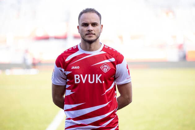 Ewerton, FC Würzburger Kickers, 2. Bundesliga, Porträttermin 2020 2021, Copyright: FWK HMBxMedia xHeikoxBecker