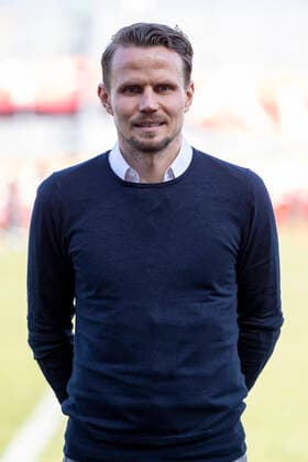 Vorstand Sebastian Schuppan, FC Würzburger Kickers, 2. Bundesliga, Porträttermin 2020 2021, Copyright: FWK HMBxMedia xHeikoxBecker