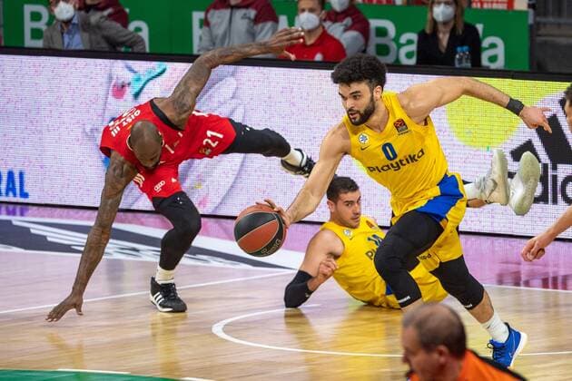 James Gist 21 (FC Bayern), Elijah Bryant 100 (Maccabi Fox Tel Aviv), FC Bayern Basketball vs. Maccabi Tel Aviv, EuroLeague, 25.02.2021 Muenchen Bayern Deutschland