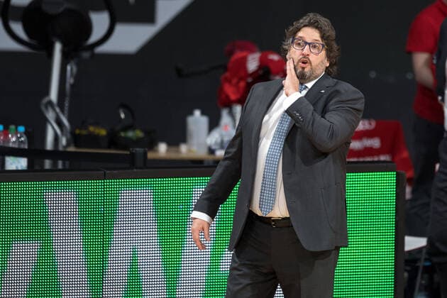 Basketball, Euroleague, FC Bayern München - Maccabi Tel Aviv. Im Bild Head Coach des FC Bayern München Andrea TRINCHIERI. München Audi Dome Bayern Deutschland Copyright: Passion2Press.dex xMarkusxFischerx