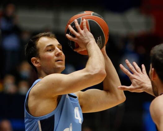 Russian Federation. Saint-Petersburg. Sibur Arena. Basketball. Regular Season, Euroleague 2020-2021, BC Zenit Saint Petersburg - BC Valencia. Player of the Zenit basketball club Kevin Pangos (4). MaksimxKonstantinov