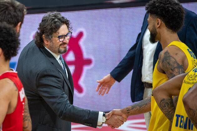 Head Coach Andrea Trinchieri (FC Bayern), FC Bayern Basketball vs. Maccabi Tel Aviv, EuroLeague, 25.02.2021 Muenchen Bayern Deutschland