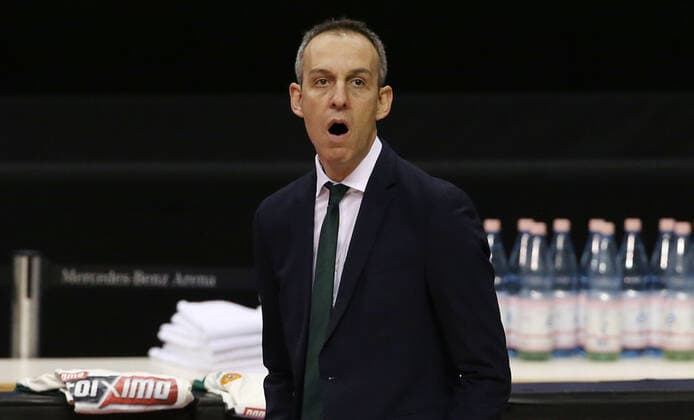 Trainer Oded Kattash Basketball EuroLeague Herren Saison 2020 2021 26.01.2021 ALBA Berlin vs. Panathinaikos Athen