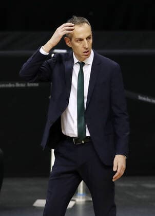Trainer Oded Kattash enttäuscht Enttäuschung Basketball EuroLeague Herren Saison 2020 2021 26.01.2021 ALBA Berlin vs. Panathinaikos Athen