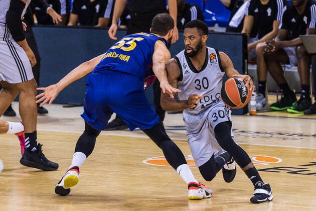 February 26, 2021, Barcelona, Barcelona, Spain: Norris Cole of LDLC ASVEL Villeurbanne in action during the Turkish Airlines EuroLeague match between FC Barcelona, Barca and LDLC ASVEL Villeurbanne at Palau Blaugrana on February 26, 2021 in Barcelona, Spain. Barcelona Spain - ZUMAa181 20210226_zaa_a181_078 Copyright: xJavierxBorregox