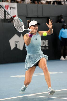 ADELAIDE, AUSTRALIA - FEBRUARY 27: Iga Swiatek of Poland plays a shot against Belinda Bencic of Switzerland during their singles final match on day six of the Adelaide International tennis tournament at Memorial Drive on February 27, 2021 in Adelaide, Australia. (Photo by Peter Mundy Speed Media Icon Sportswire) TENNIS: FEB 27 - Adelaide International Icon210227138