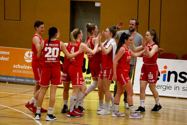 27.02.2021, 2. Toyota Damen Basketball Bundesliga Nord, DBBL, Saison 2020 2021, Damen, Chemcats Chemnitz - BG 89 Avides Hurricanes Sieg für die Gäste, BG 89 Avides Hurricanes Chemnitz Sporthalle am Schlossteich Sachsen Germany