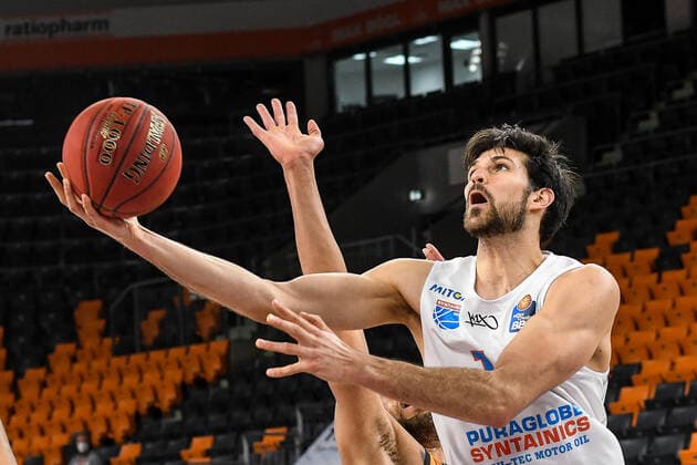 GER, BBL, ratiopharm ulm vs Syntainics MBC 27.02.2021, ratiopharm arena, Neu-Ulm, GER, BBL, ratiopharm ulm vs Syntainics MBC, im Bild Aleksandar Marelja (Syntainics, 17)