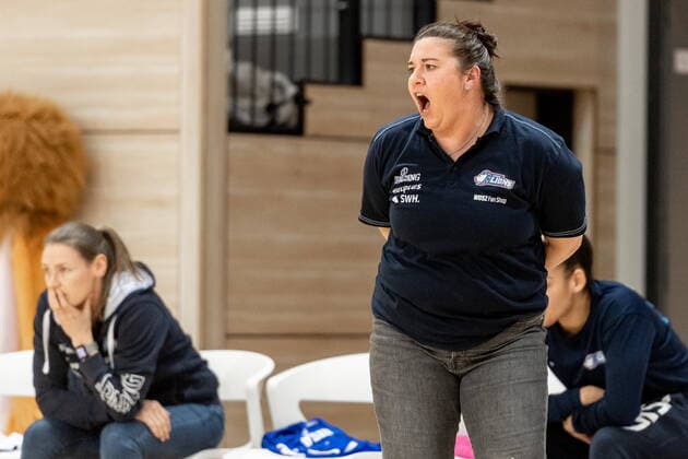 Sandra Rosanke (Head Coach, GISA Lions SV Halle) GISA Lions SV Halle vs. SNP BasCats USC Heidelberg Basketball - 1. Bundesliga - ERDGAS Sportarena Halle (Saale) 27.02.2021 Foto: Holger John Sachsen-Anhalt Deutschland ERDGAS Sportarena Halle Saale
