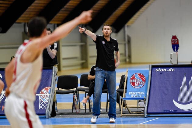 Barmer 2. Basketball Bundesliga ProB, Rheinstars Koeln vs. Itzehoe Eagles, 27.02.2021 Johannes Strasser (Trainer RheinStars Koeln), Barmer 2. Basketball Bundesliga ProB, Rheinstars Koeln vs. Itzehoe Eagles am 27.02.2021 in der Basketball Campus Koeln in Koeln (Nordrhein-Westfalen) Copyright: xBEAUTIFULxSPORTS Mueller-Laschetx
