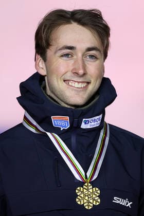 NORDIC SKIING - FIS Nordic World Ski Championships Oberstdorf 2021 OBERSTDORF,GERMANY,27.FEB.21 - NORDIC SKIING, NORDIC COMBINED - FIS Nordic World Ski Championships, men, award ceremony. Image shows Jarl Magnus Riiber (NOR). Keywords: medal. GEPAxpictures xChristianxWalgram