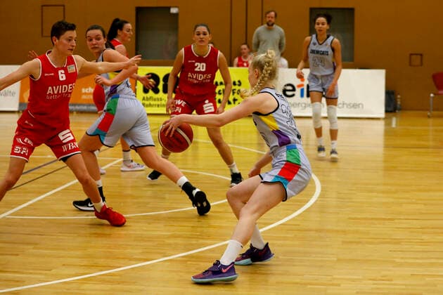 27.02.2021, 2. Toyota Damen Basketball Bundesliga Nord, DBBL, Saison 2020 2021, Damen, Chemcats Chemnitz - BG 89 Avides Hurricanes Lotta Kunze, ChemCats Chemnitz Chemnitz Sporthalle am Schlossteich Sachsen Germany