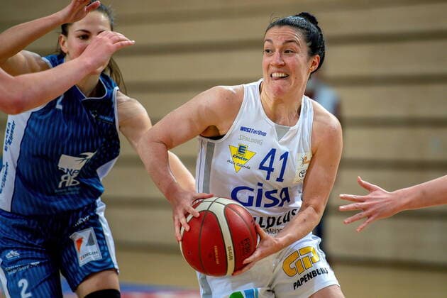 Eilidh Simpson (41, GISA Lions SV Halle) GISA Lions SV Halle vs. SNP BasCats USC Heidelberg Basketball - 1. Bundesliga - ERDGAS Sportarena Halle (Saale) 27.02.2021 Foto: Holger John Sachsen-Anhalt Deutschland ERDGAS Sportarena Halle Saale
