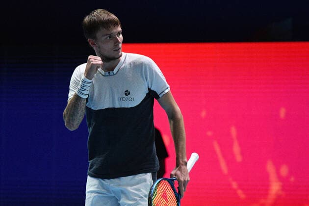(210228) -- SINGAPORE, Feb. 28, 2021 -- Alexander Bublik of Kazakhstan reacts during the men s singles final against Alexei Popyrin of Australia at the Singapore Tennis Open tournament in Singapore on Feb. 28, 2021. (Photo by Xinhua) (SP)SINGAPORE-TENNIS-SINGAPORE OPEN-MEN S SINGLES ThenxChihxWey 