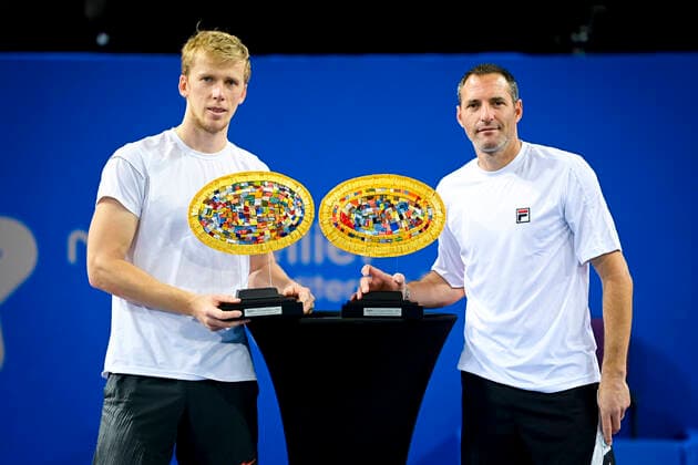 Jonathan Erlich (isr) Andrei Vasilevski (Blr) posant avec le trophee des finalistes TENNIS : Open Sud de France 2021 - Finale Double Messieurs - Montpellier - 28 02 2021 JBAutissier Panoramic 